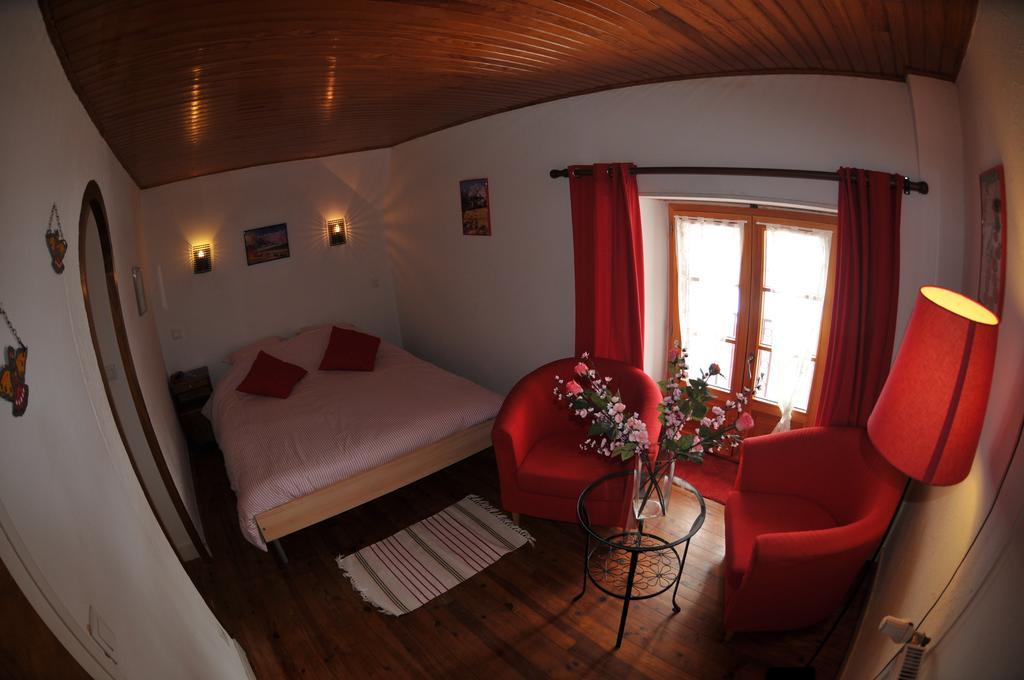 Auberge De La Providence Saint-Donat Номер фото