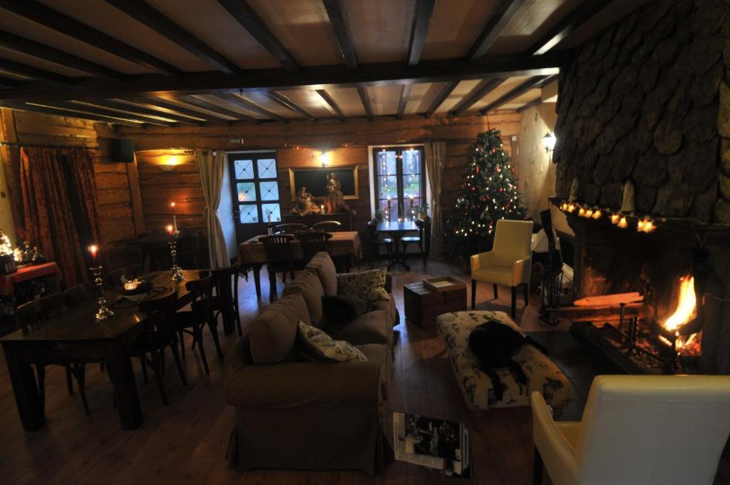Auberge De La Providence Saint-Donat Екстер'єр фото