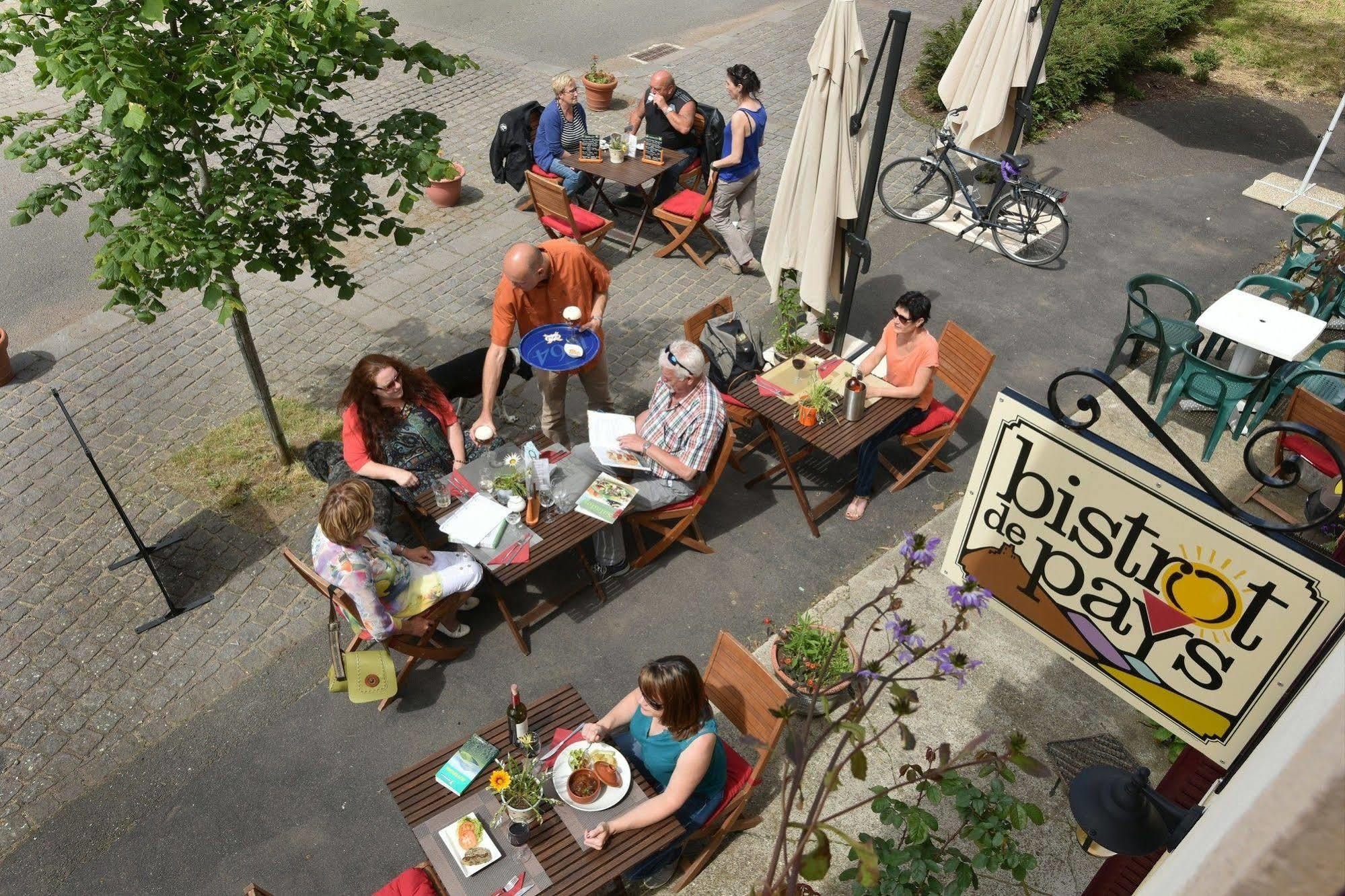 Auberge De La Providence Saint-Donat Екстер'єр фото
