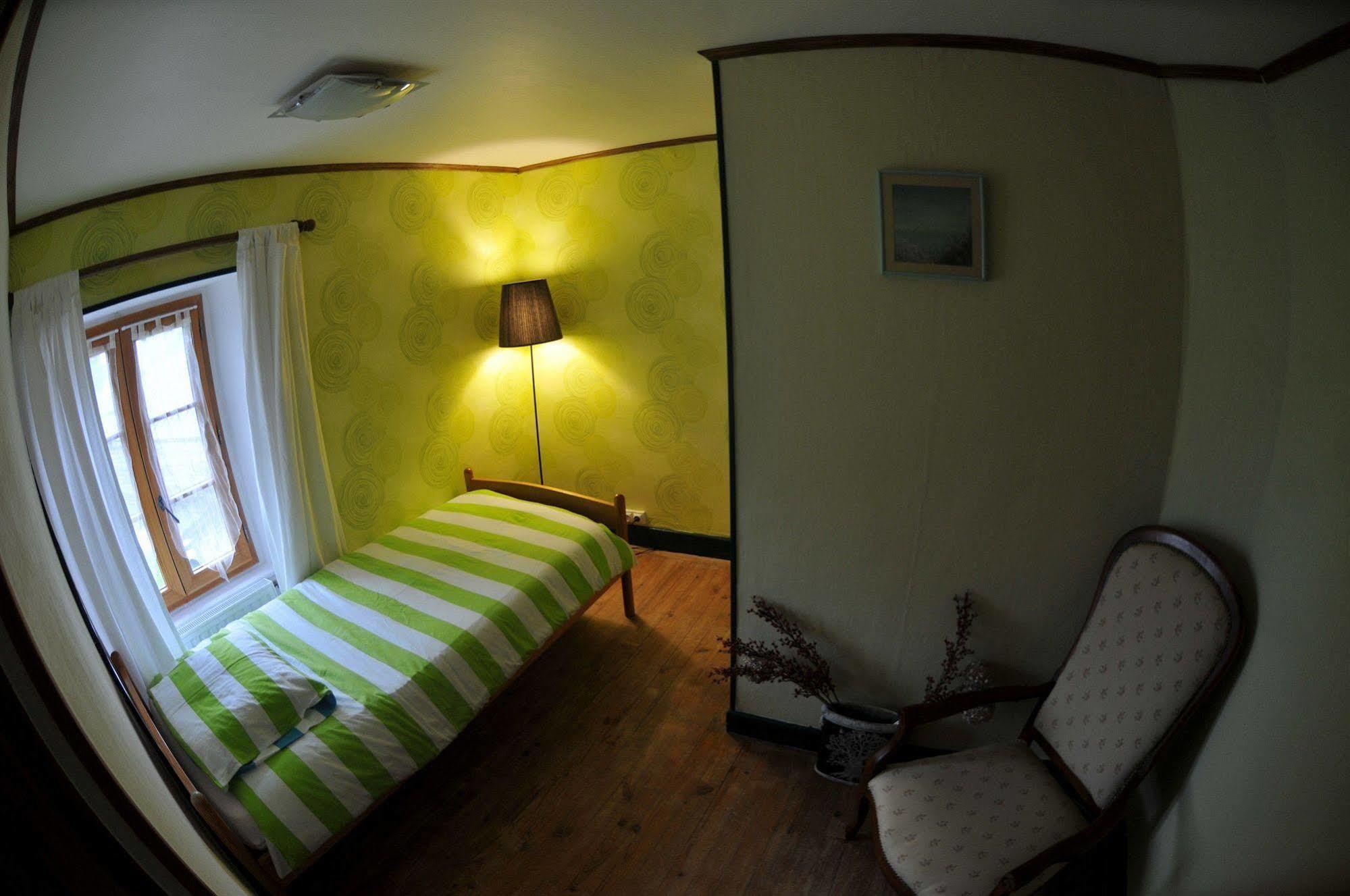 Auberge De La Providence Saint-Donat Екстер'єр фото